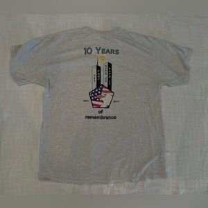 September 11th, 2000 9-11 NYPD PAPD 10 years of Remembrance men’s T-shirt | XL